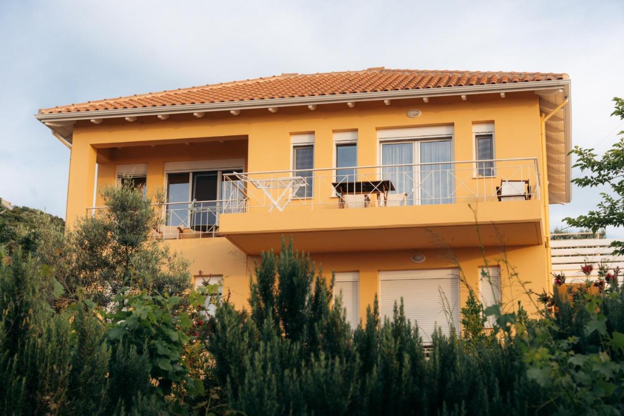 Villa Erato Tsoukalades Exterior photo