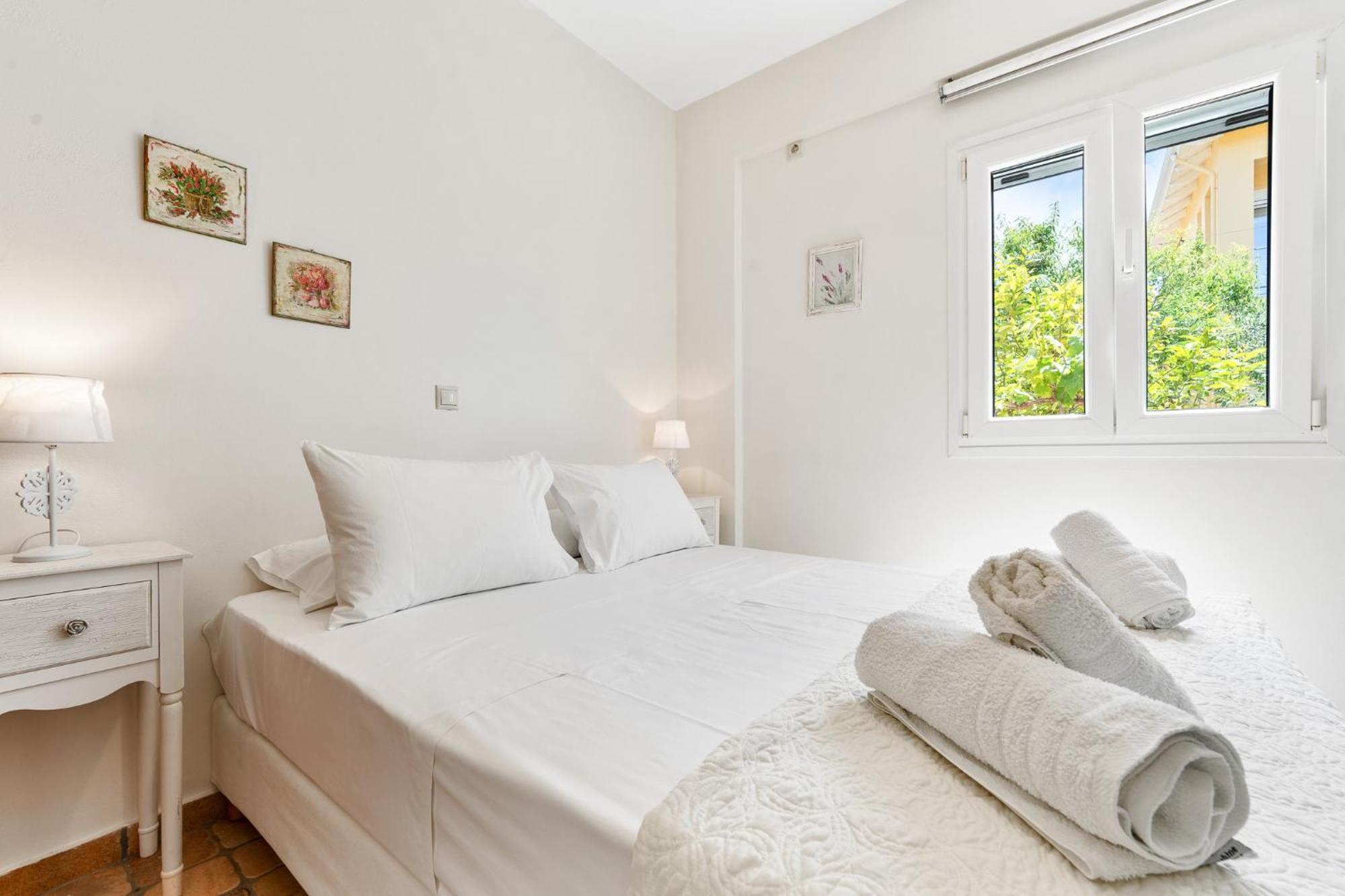 Villa Erato Tsoukalades Room photo